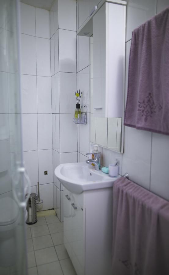 Apartman Olive Apartment Улцин Екстериор снимка